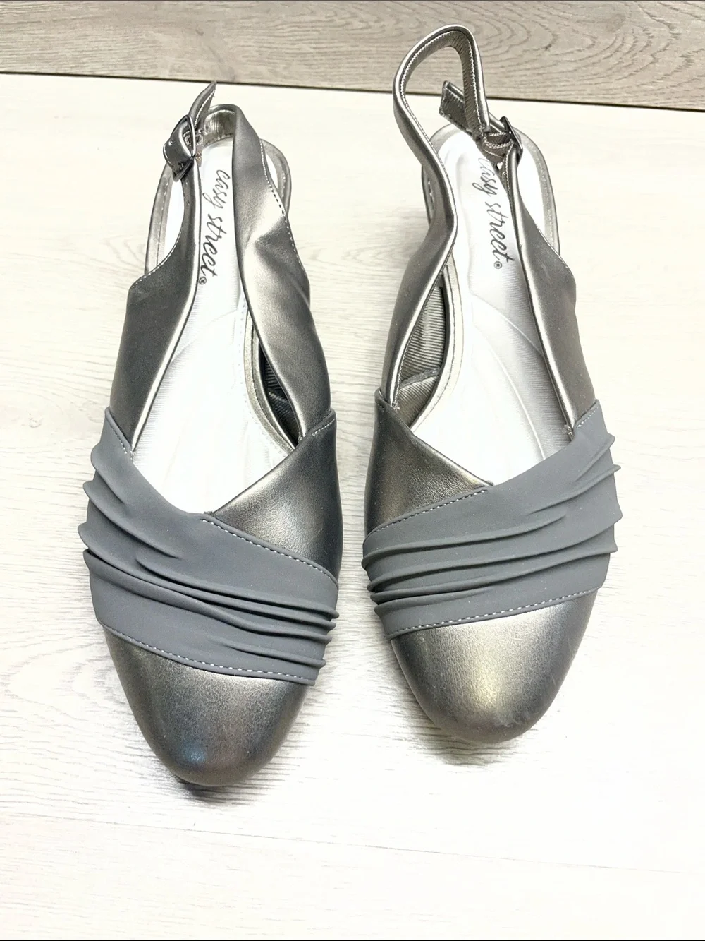 easy street Silver Metallic Slingback Flats with Gray Pleated Toe #1110